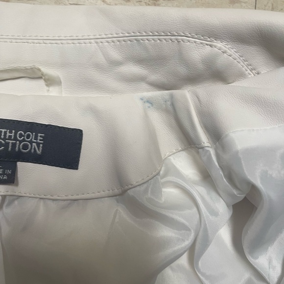 White Faux Leather Jacket with Floral Embroidery EUC - Picture 12 of 16